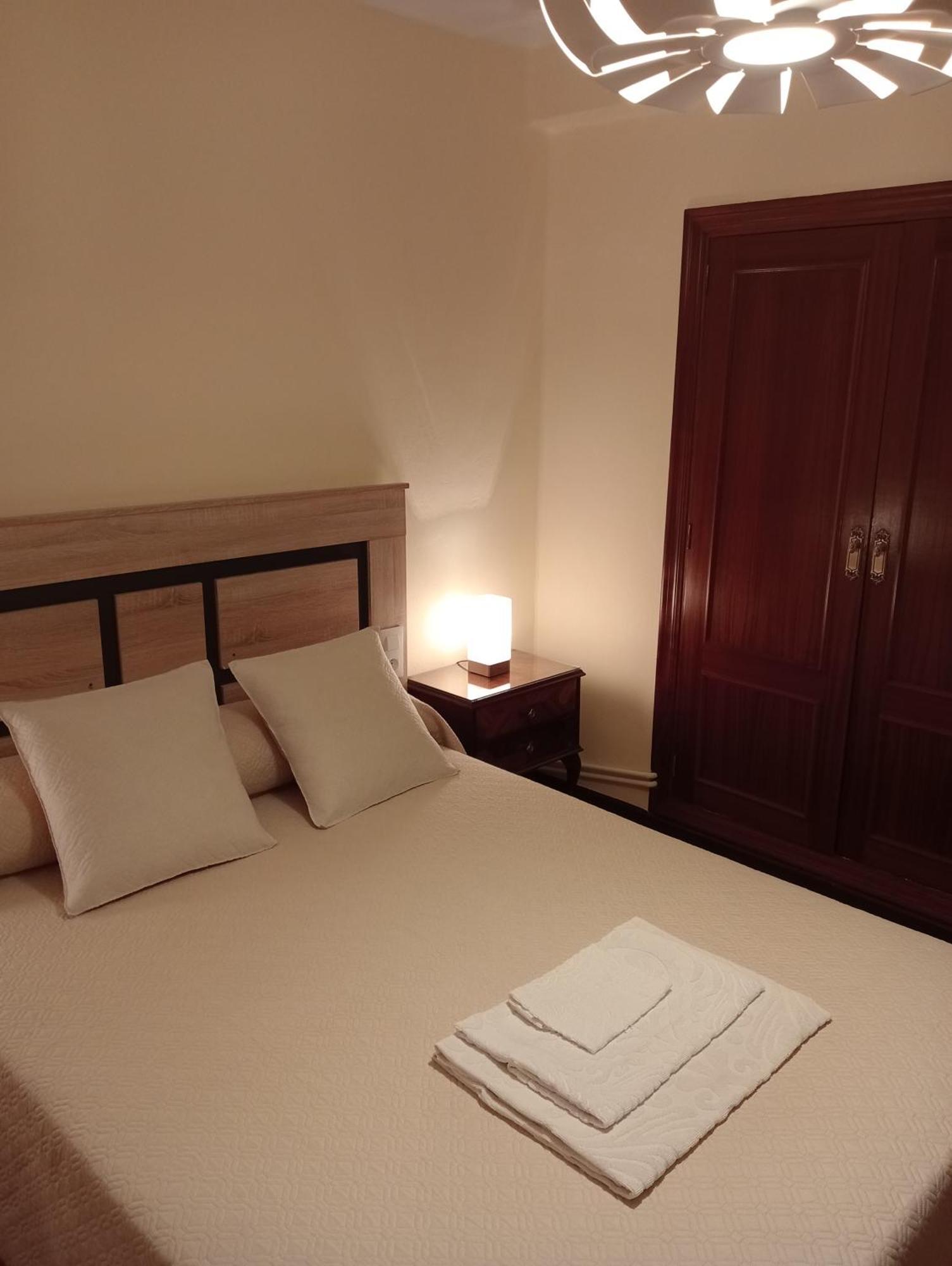 Habitacion Matrimonial Centro Ciudad Oviedo Zewnętrze zdjęcie