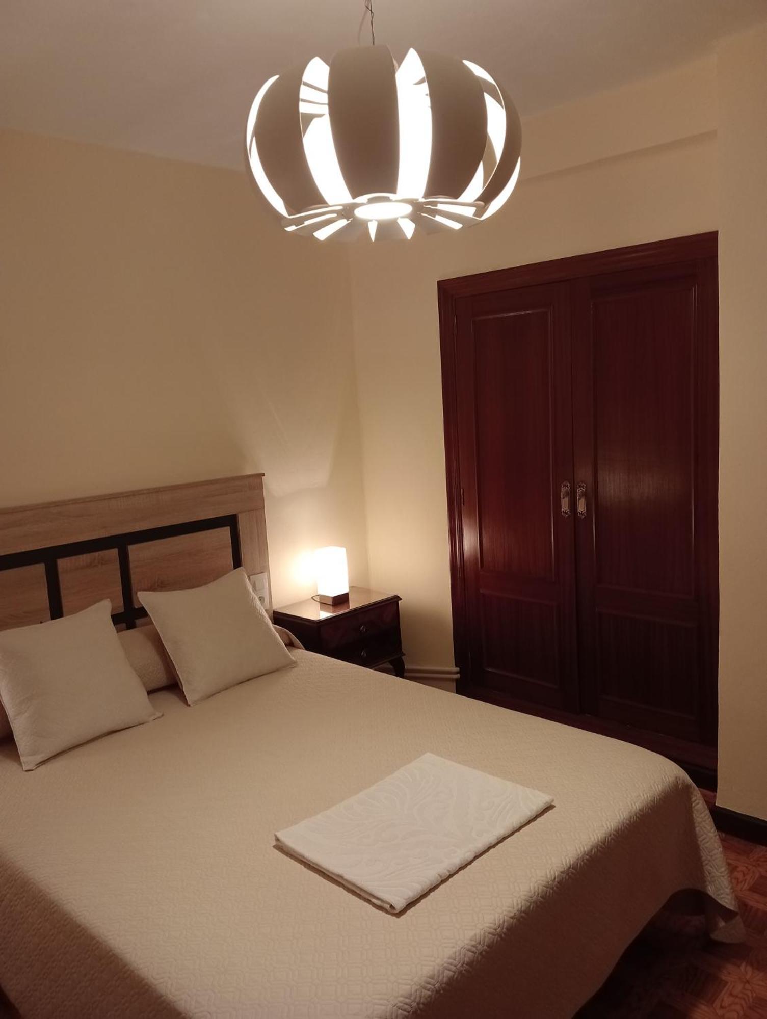 Habitacion Matrimonial Centro Ciudad Oviedo Zewnętrze zdjęcie